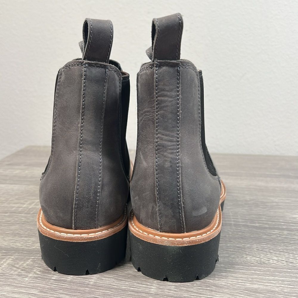 Nisolo Go-To Lug Chelsea Boot 2.0 - Picture 4 of 11